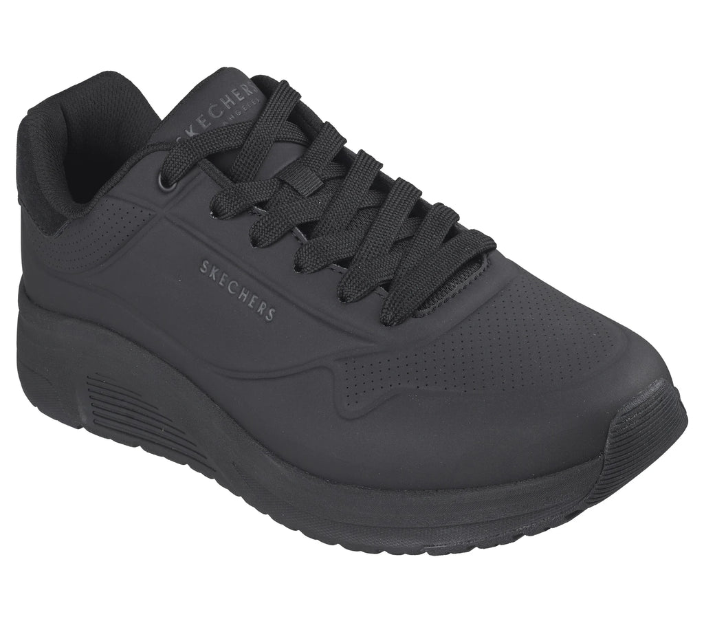 "Tenis Skechers negro con amortiguación"