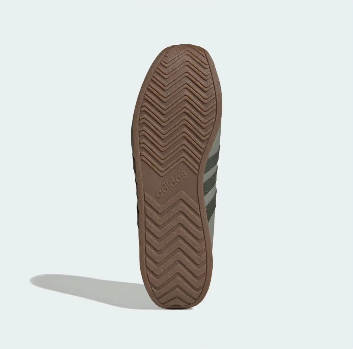 "Tenis Adidas Runvista hombre de uso diario"