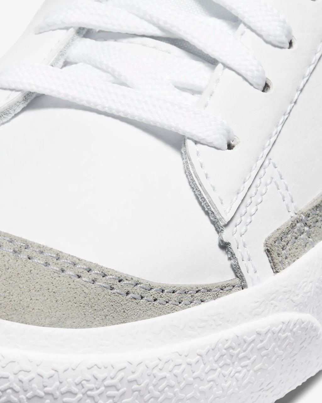 Nike Blazer Low '77 DA4074-101