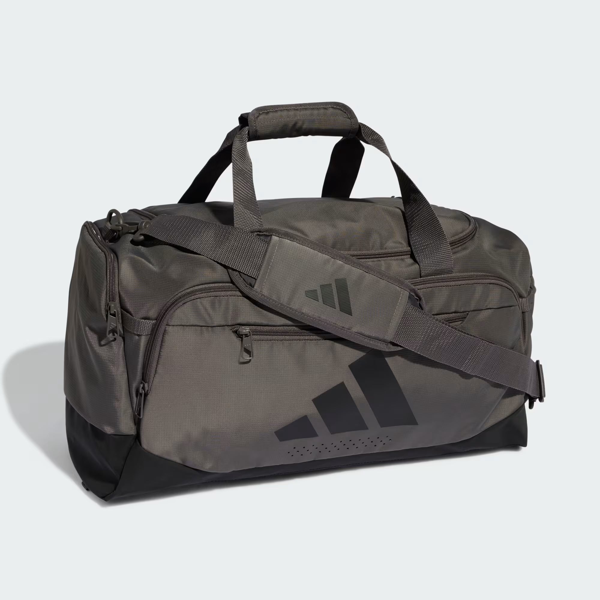 "Maleta deportiva Adidas Defender pequeña Unisex para gimnasio"