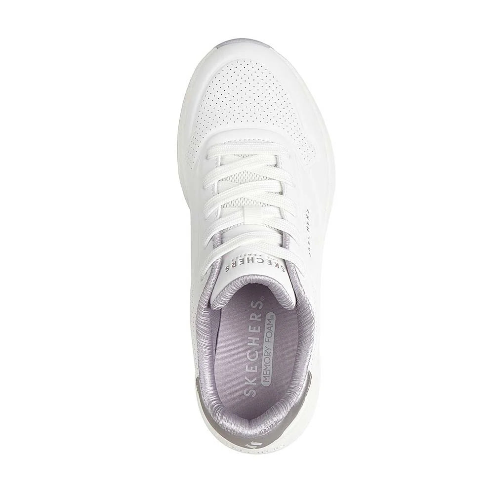 "Tenis Skechers Blanco/Plateado Mujer uso diario"
