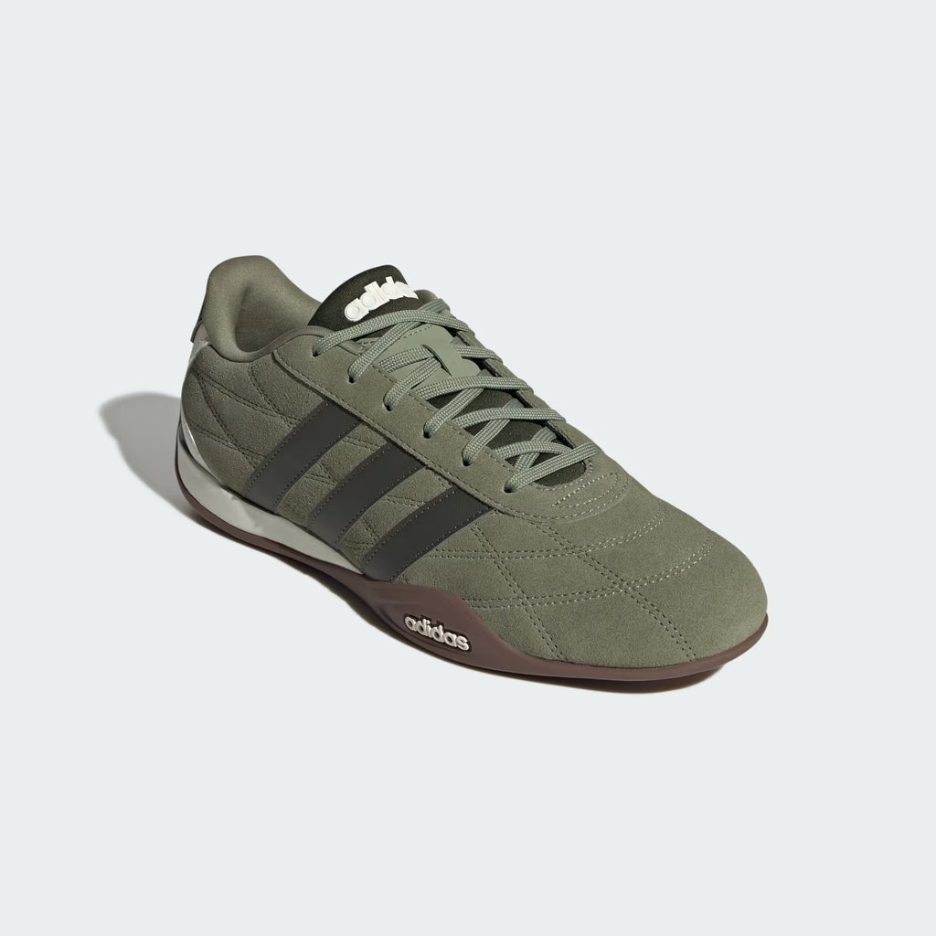 "Tenis Adidas Adipista verde inspirados en la F1 uso diario"