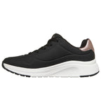 "Zapatillas Skechers Negro mujer uso diario"